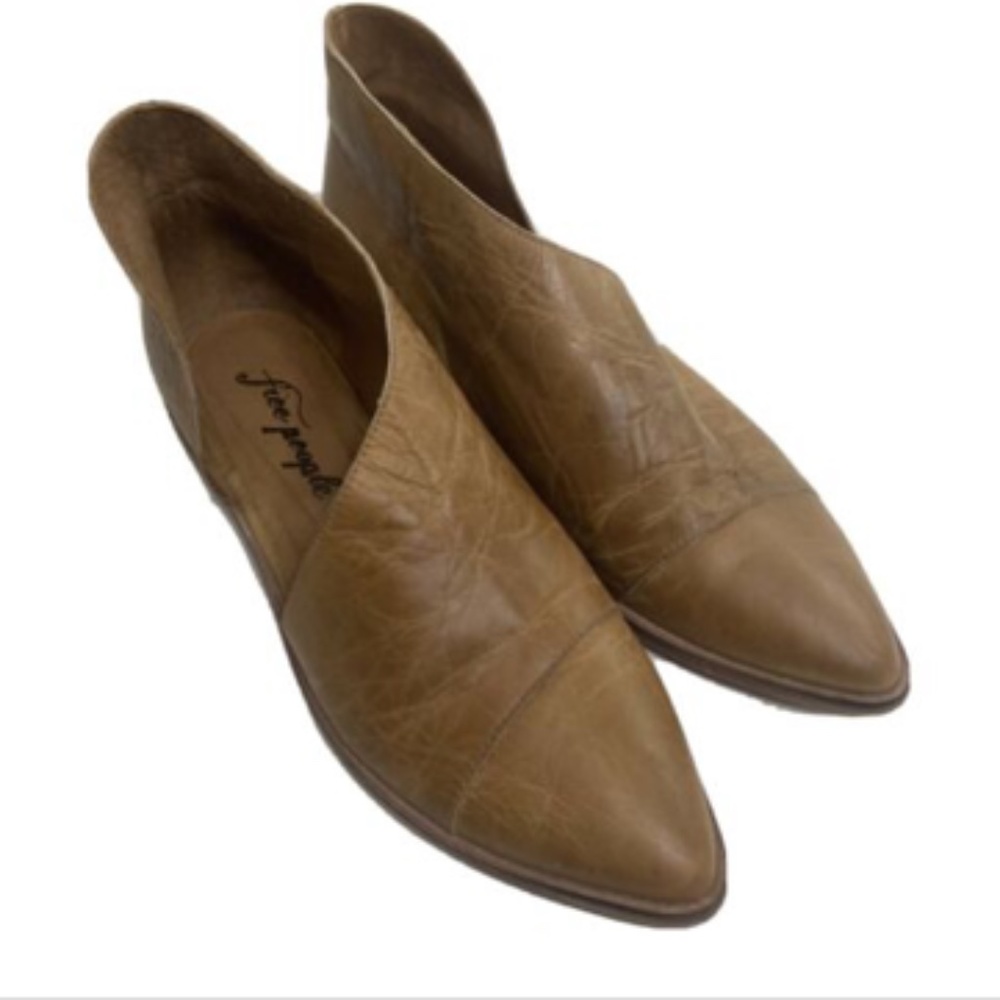 Free People  Pointed Toe Slip On Boots Tan Brown
